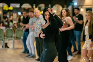 Crossbody Salsa On1