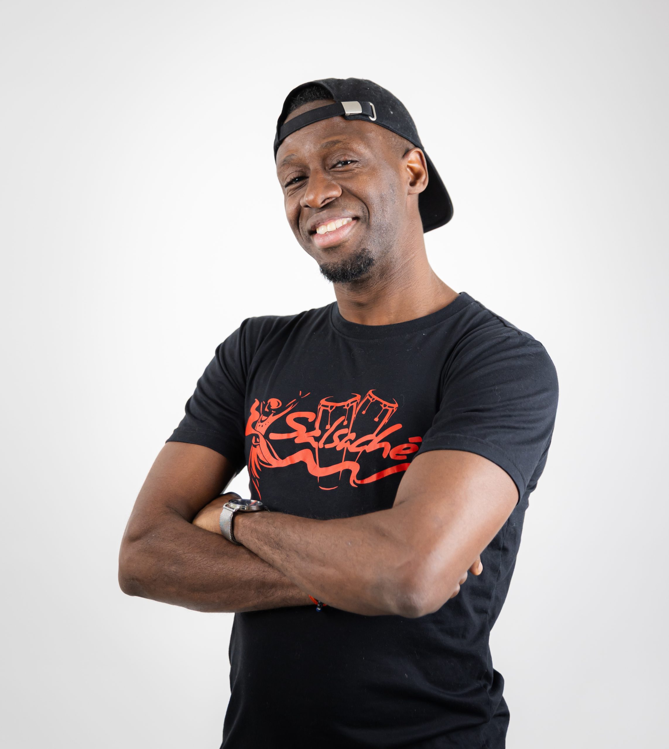 Tamba teaching Salsa