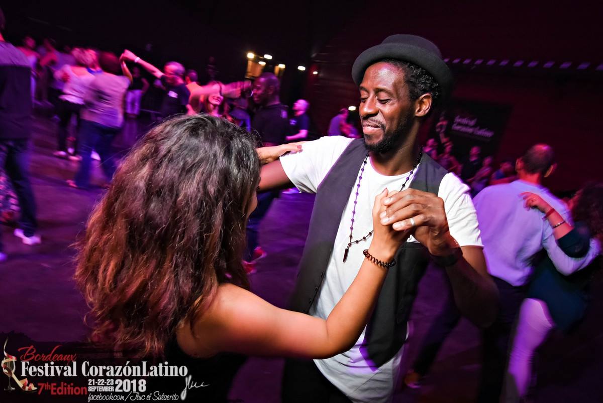 Salsa social dancing with Tamba